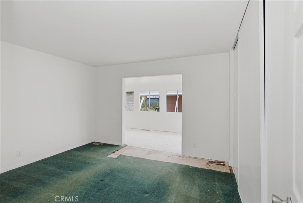 3384 Don Diablo Property Photo 16