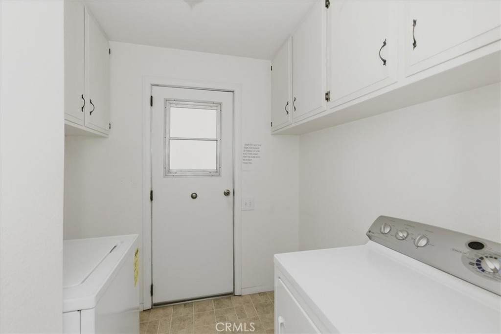 3384 Don Diablo Property Photo 24