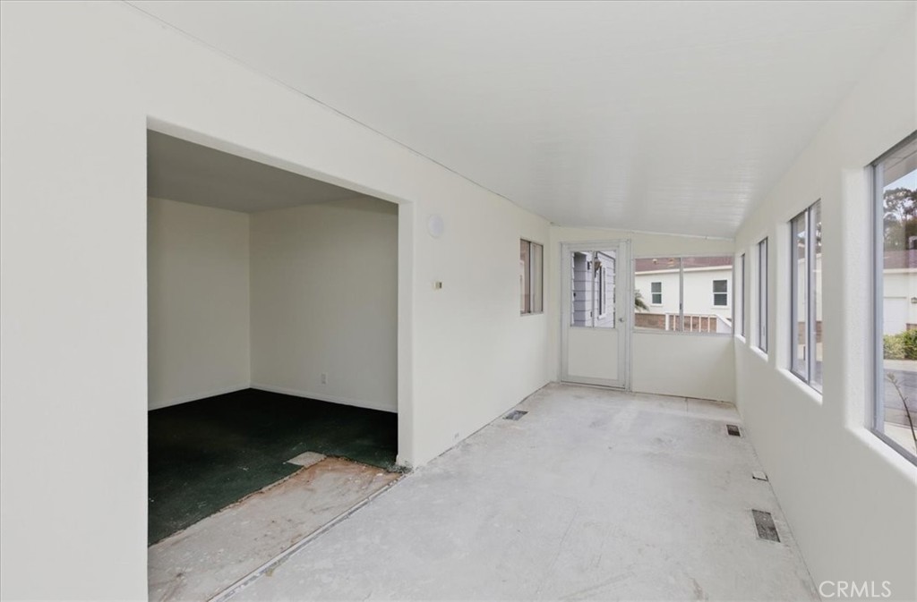 3384 Don Diablo Property Photo 26