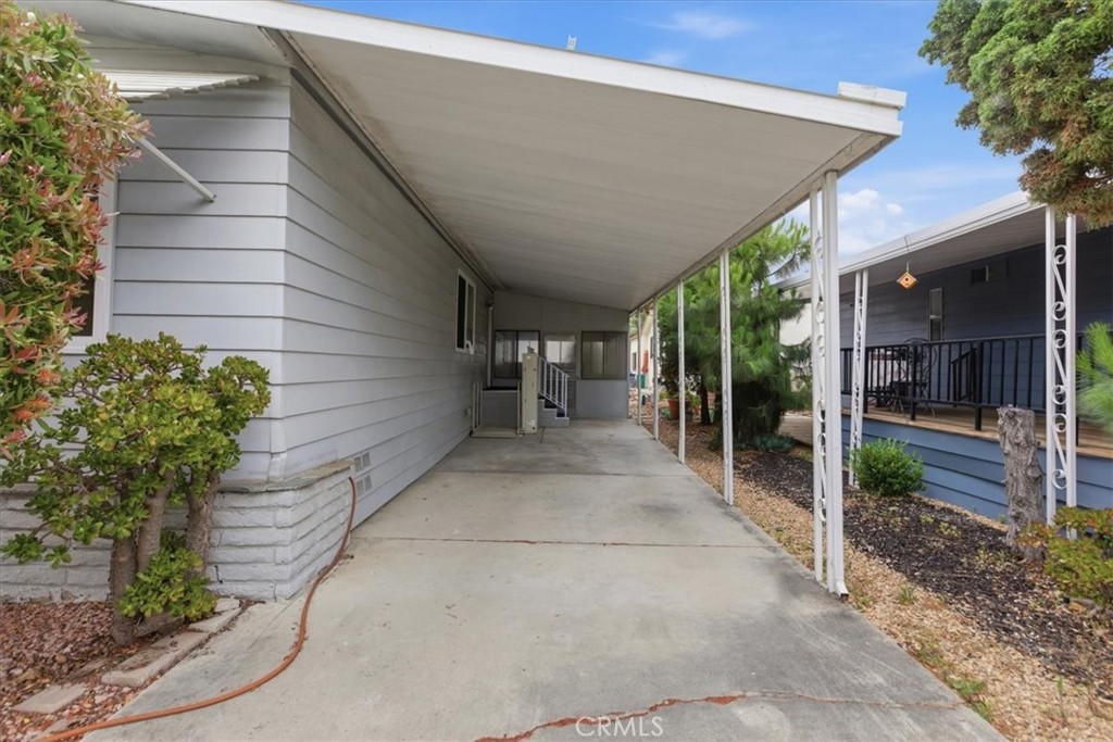 3384 Don Diablo Property Photo 27