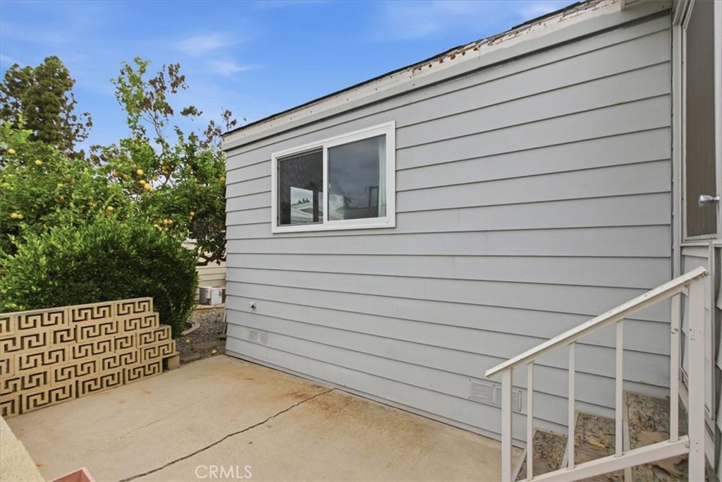 3384 Don Diablo Property Photo 31