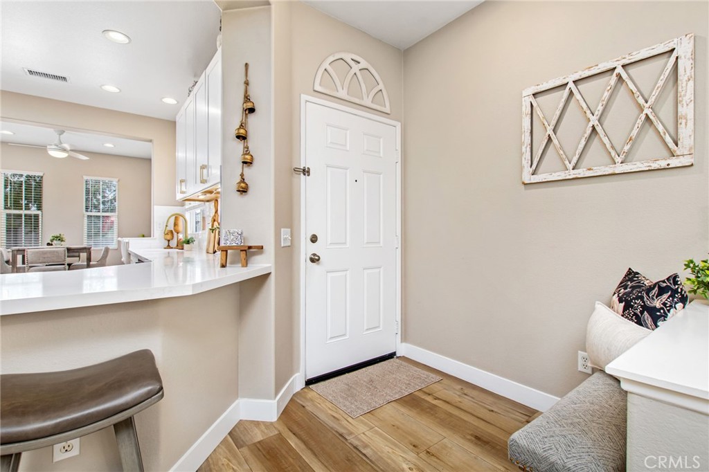 27972 Whisperwood Property Photo 7