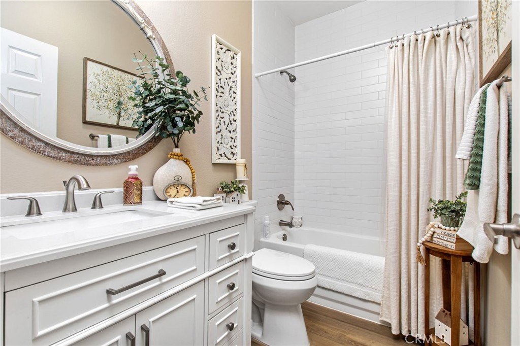 27972 Whisperwood Property Photo 27