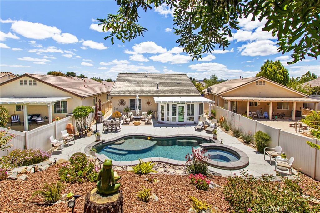 27972 Whisperwood Property Photo 30