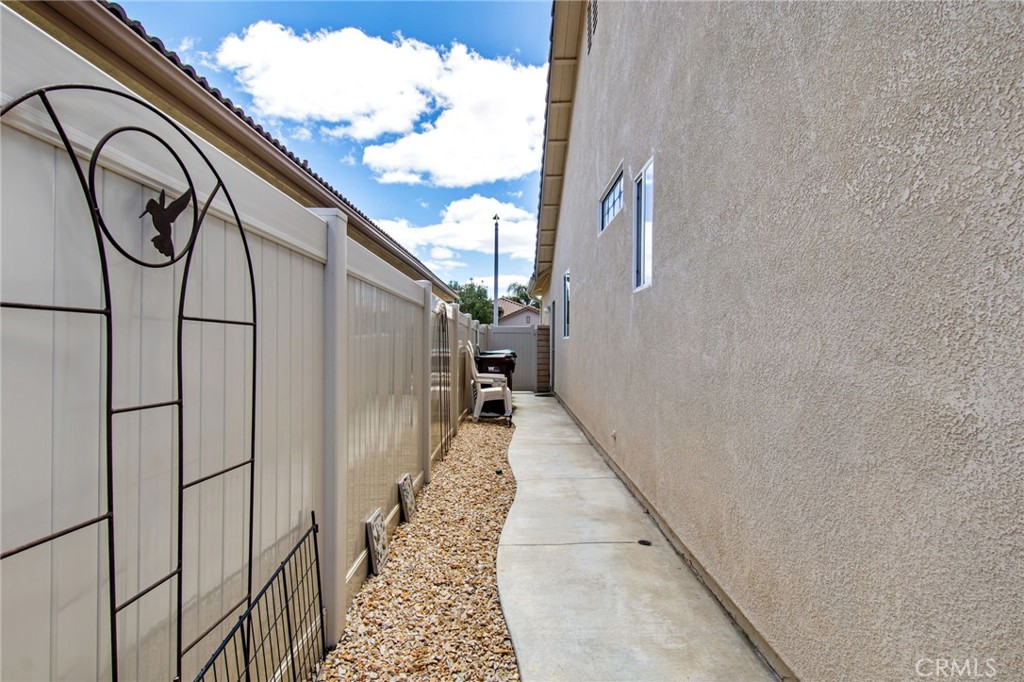 27972 Whisperwood Property Photo 53