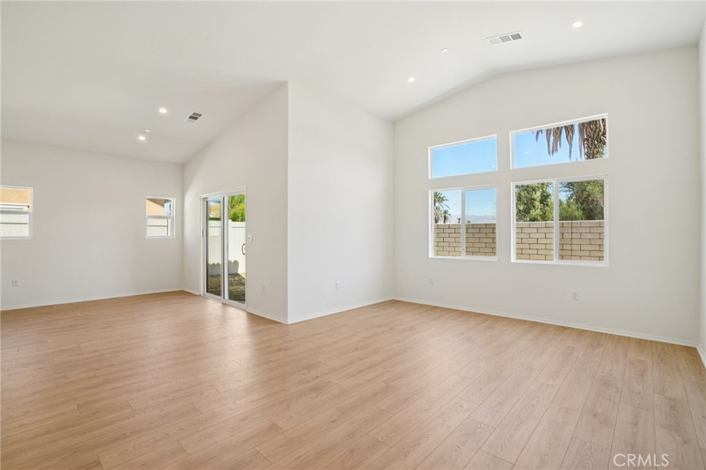 49632 Seagull Place Property Photo 3