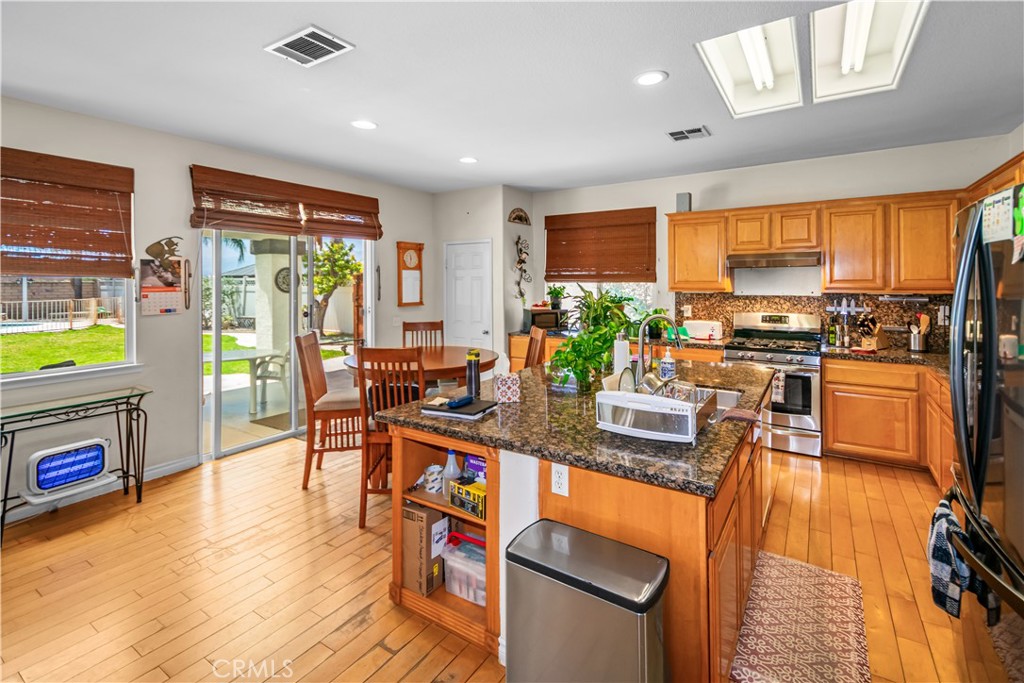 925 Hemingway Drive Property Photo 13