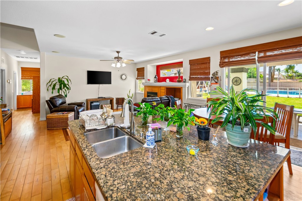 925 Hemingway Drive Property Photo 17