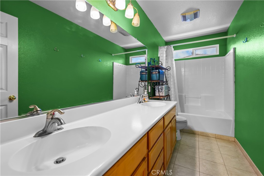 925 Hemingway Drive Property Photo 37