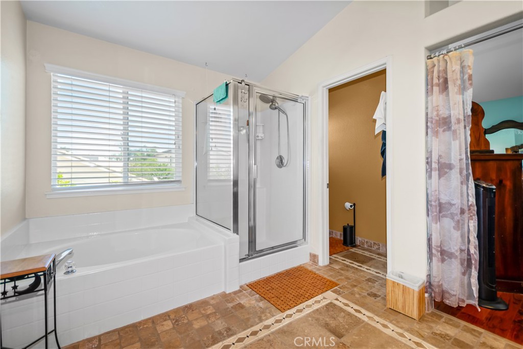 925 Hemingway Drive Property Photo 49