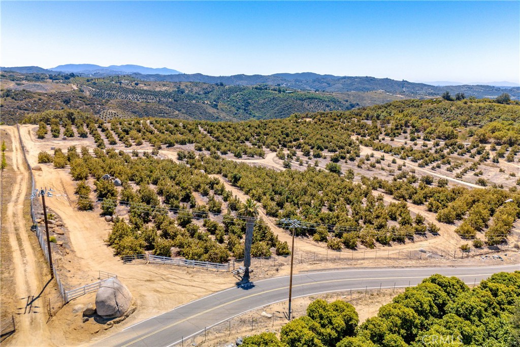 2526 Camaron Property Photo 2