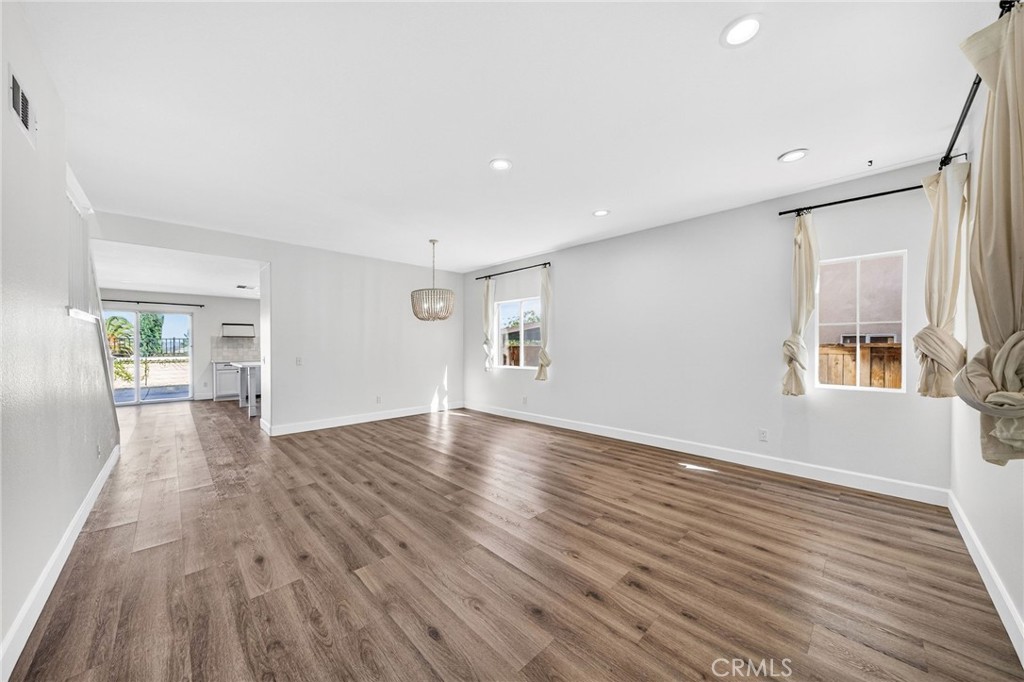 33650 Abbey Road Property Photo 11