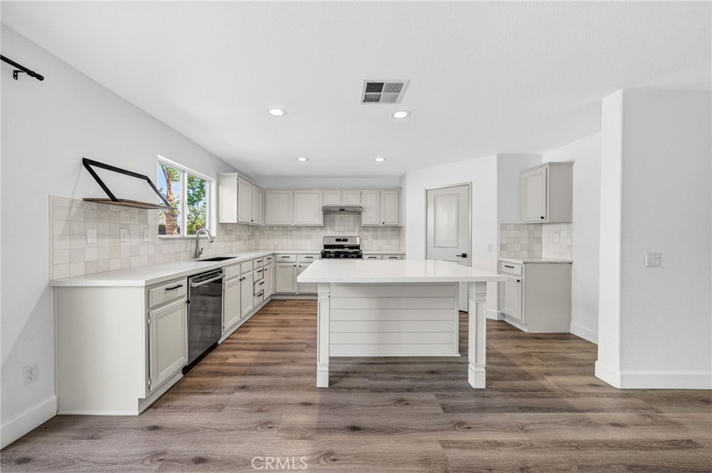 33650 Abbey Road Property Photo 16
