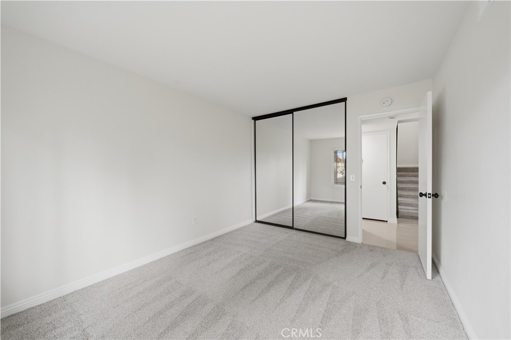 514 E Skylark Property Photo 16