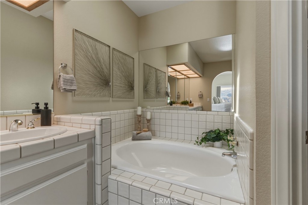43866 Butternut Property Photo 37
