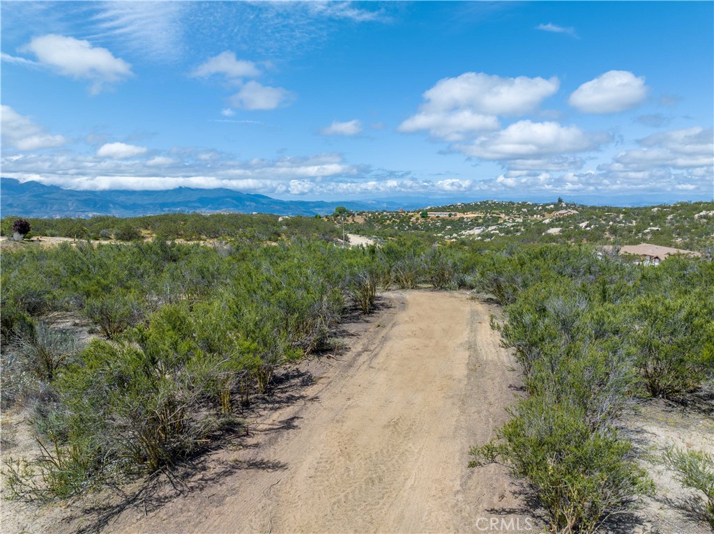 576 Derby Property Photo 10