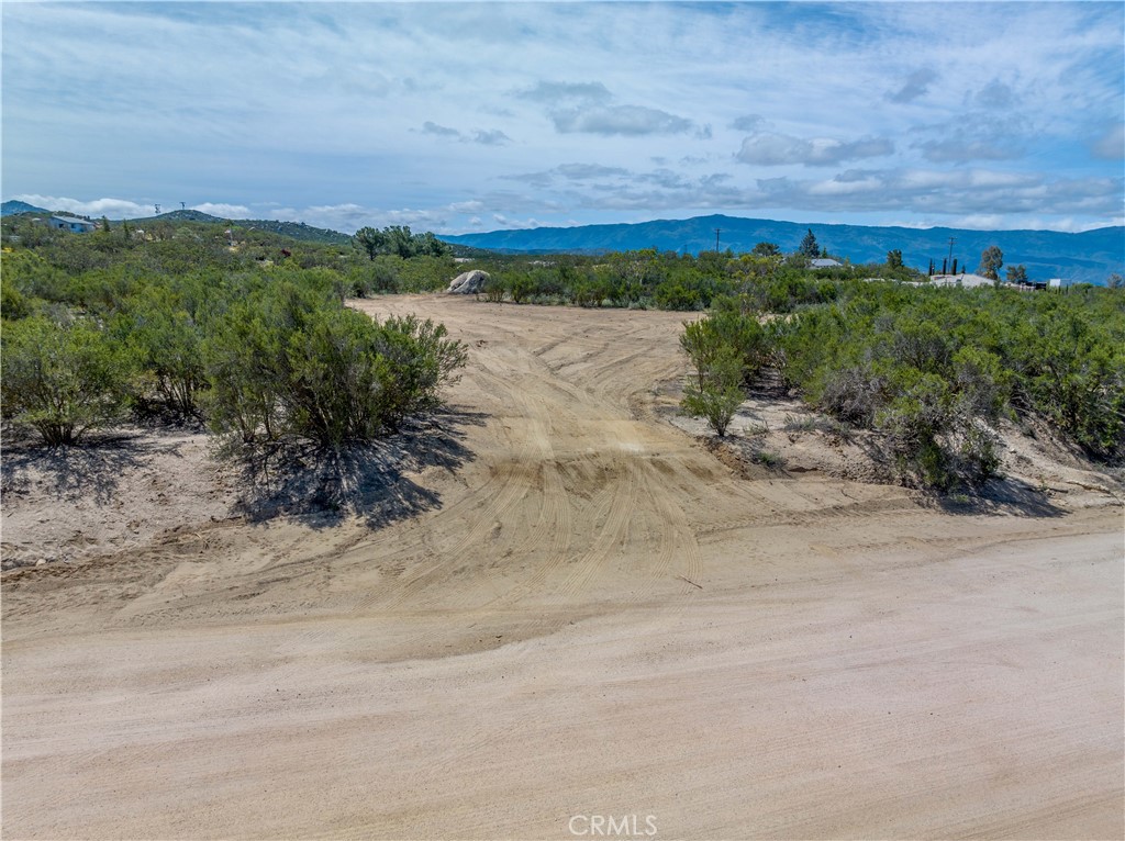 576 Derby Property Photo 12