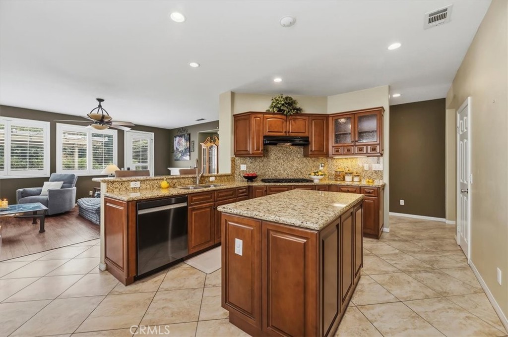 25227 Coral Canyon Road Property Photo 14