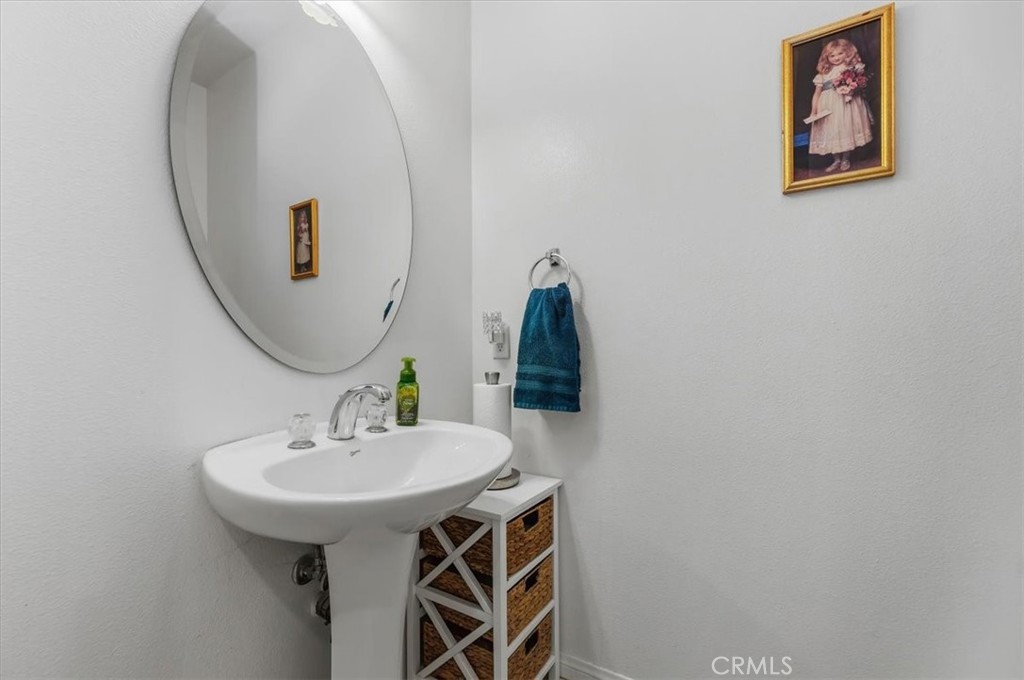 25227 Coral Canyon Road Property Photo 31
