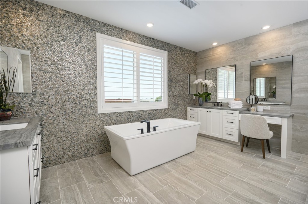 13093 Edgware Drive Property Photo 15