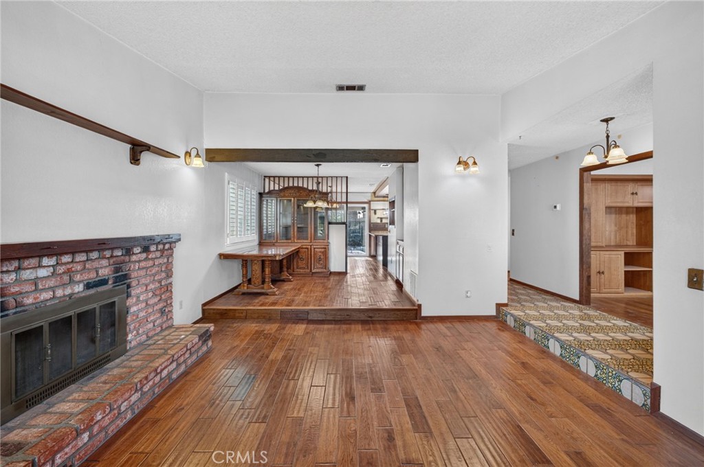 1245 Prado Property Photo 8