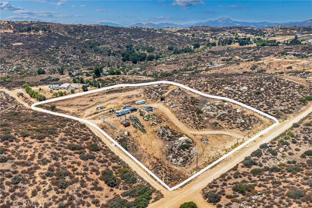 41720 Oak Canyon Road Property Photo 1