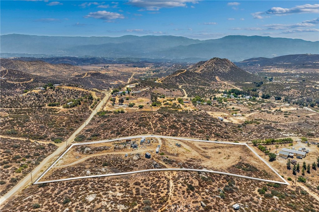 41720 Oak Canyon Road Property Photo 5