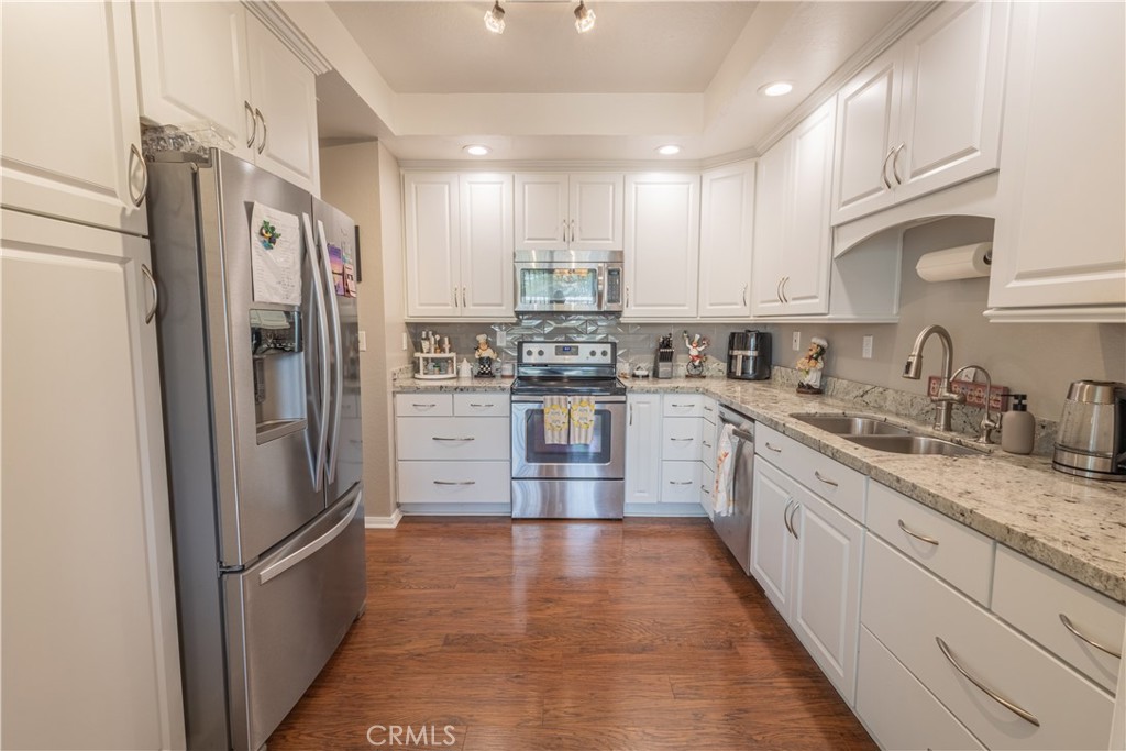 26044 Verde Grande Court Property Photo 8