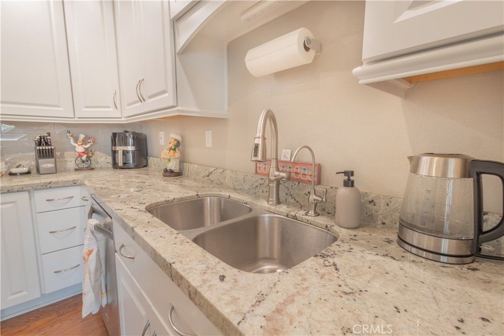 26044 Verde Grande Court Property Photo 9