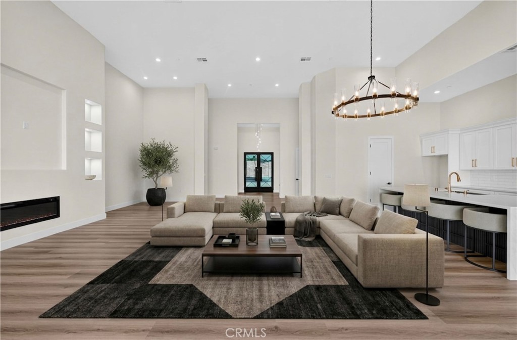 22258 Crown Princess Court Property Photo 4