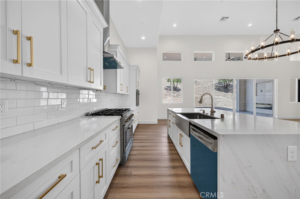 22258 Crown Princess Court Property Photo 8