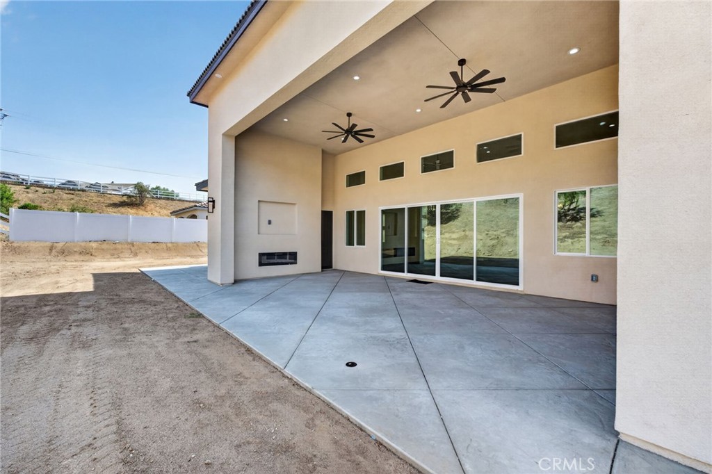 22258 Crown Princess Court Property Photo 44
