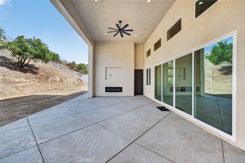 22258 Crown Princess Court Property Photo 46
