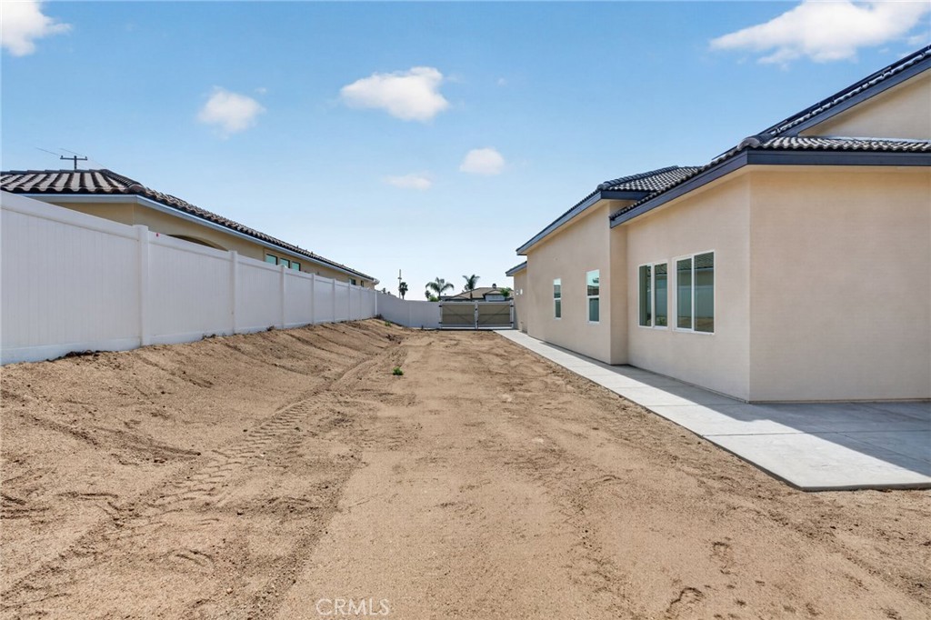 22258 Crown Princess Court Property Photo 56