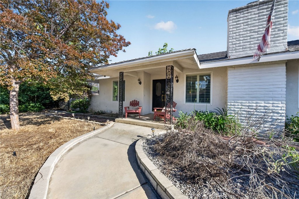 2859 Vista Way Property Photo 6