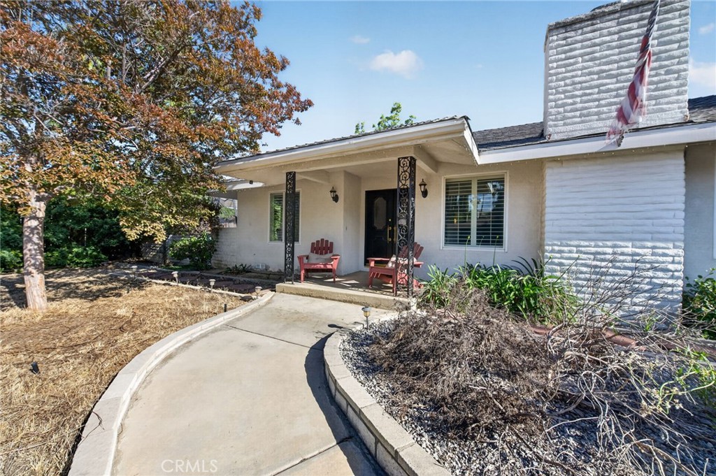 2859 Vista Way Property Photo 6