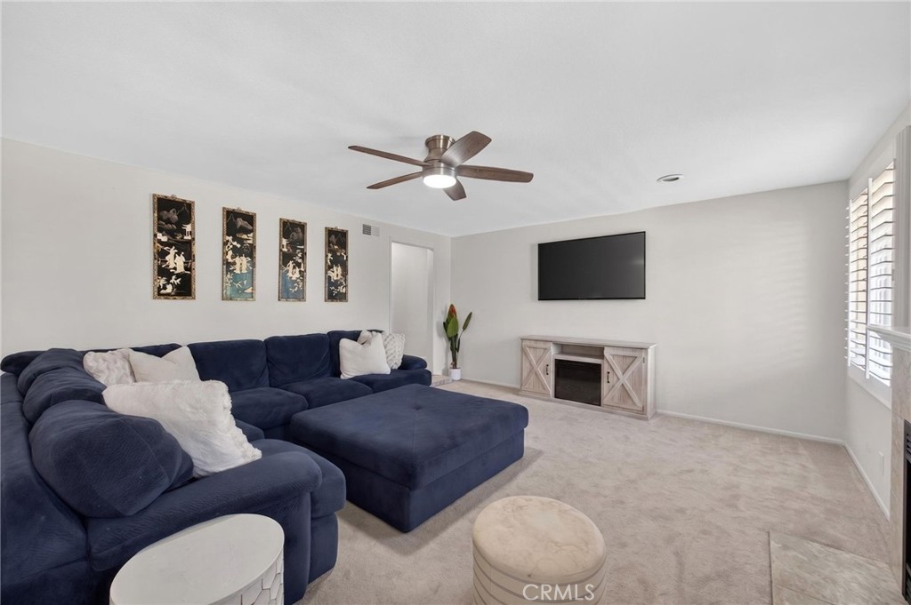2859 Vista Way Property Photo 12
