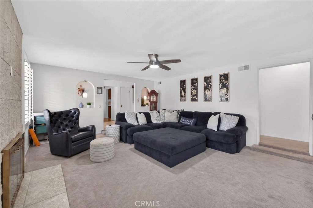 2859 Vista Way Property Photo 15