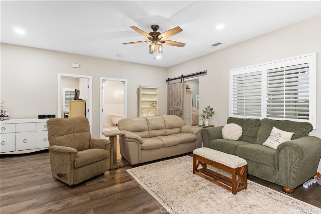 1779 Hannon Property Photo 14