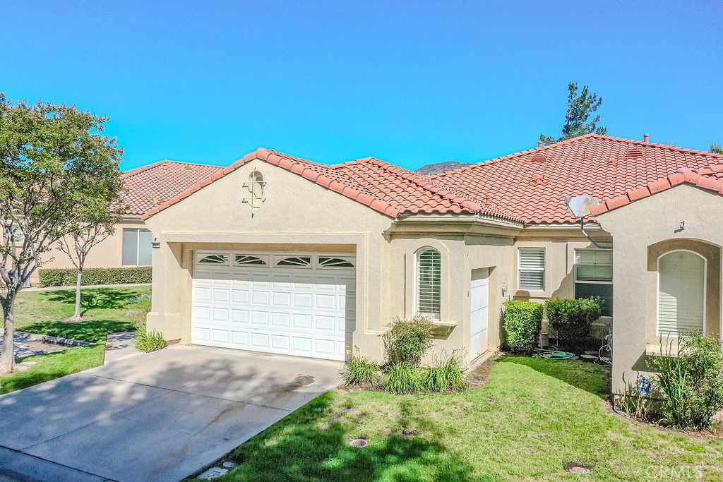 38677 Muirfield Drive Property Photo 2