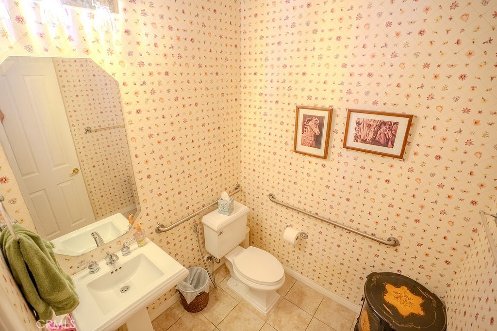 38677 Muirfield Drive Property Photo 18