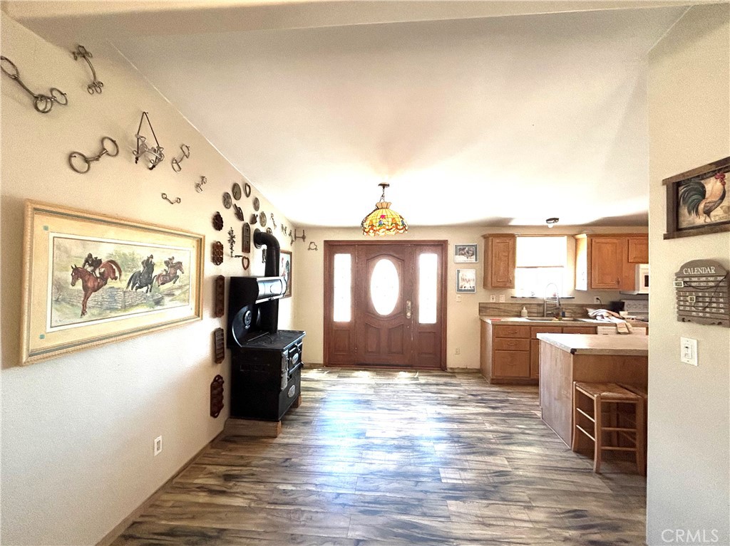 45015 Carrot Property Photo 5