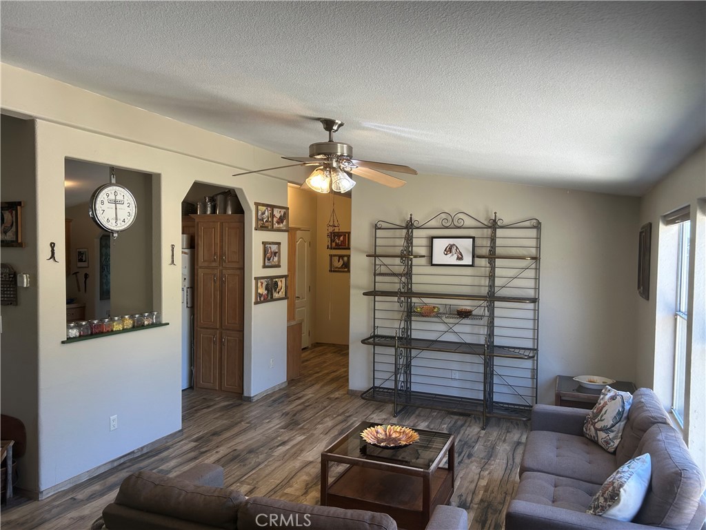45015 Carrot Property Photo 10