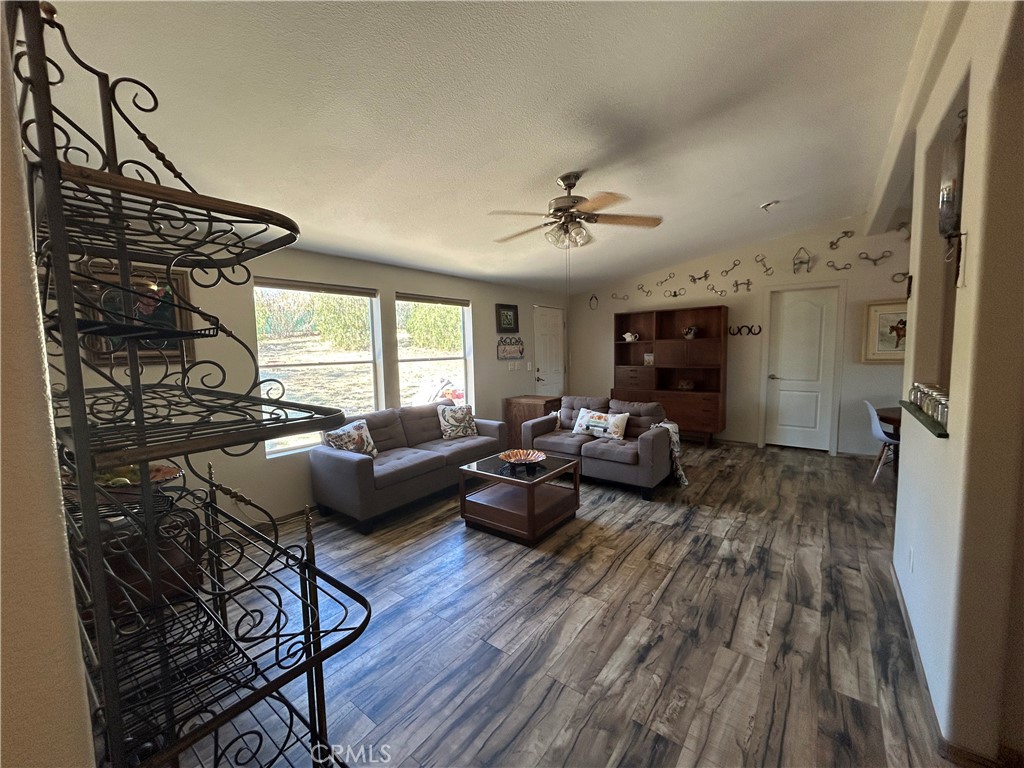45015 Carrot Property Photo 27