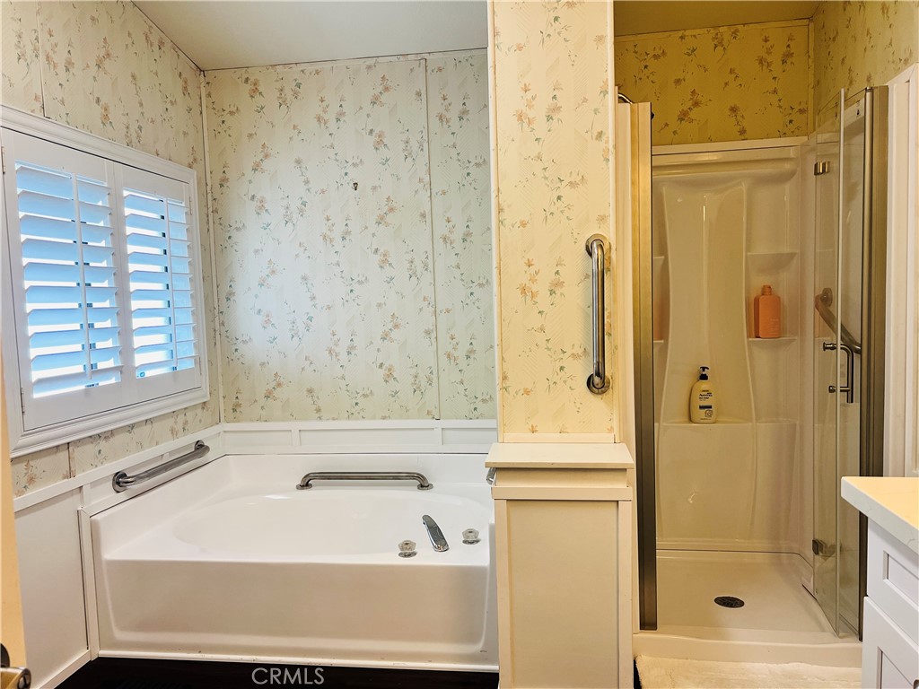 24600 Mountain Avenue 18 Property Photo 11