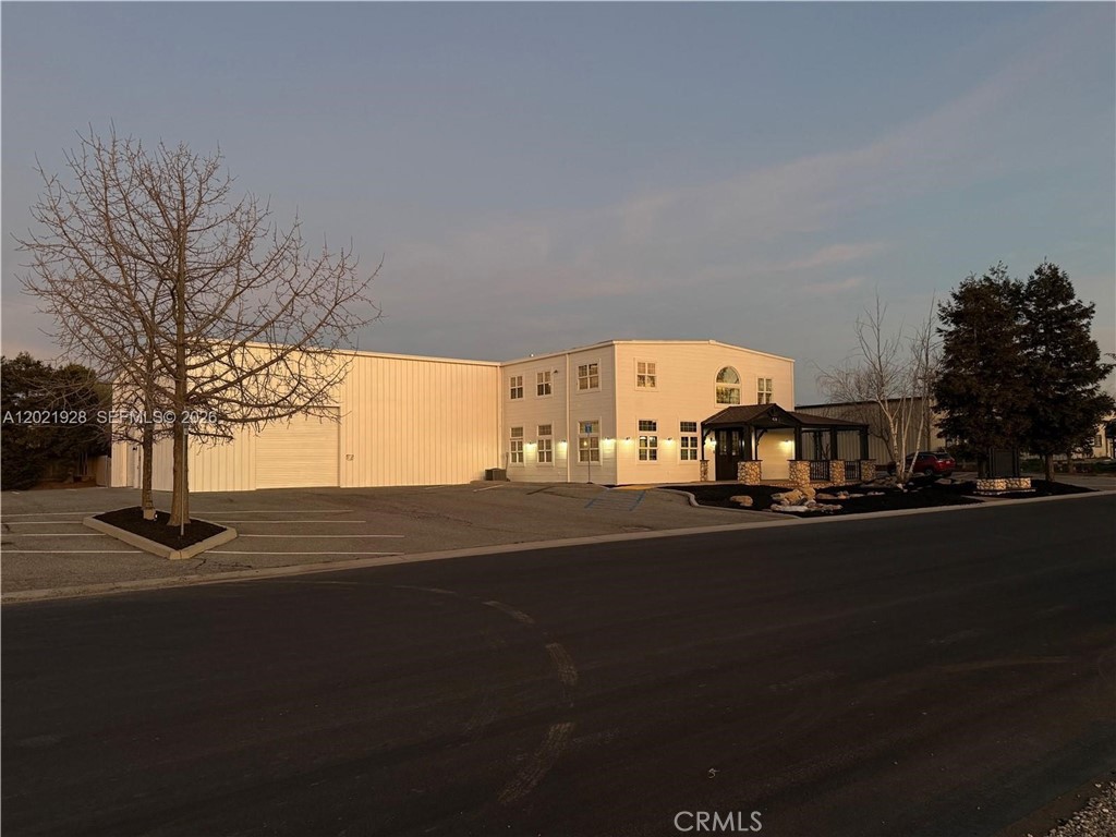 428 N Curry Street Property Photo 2