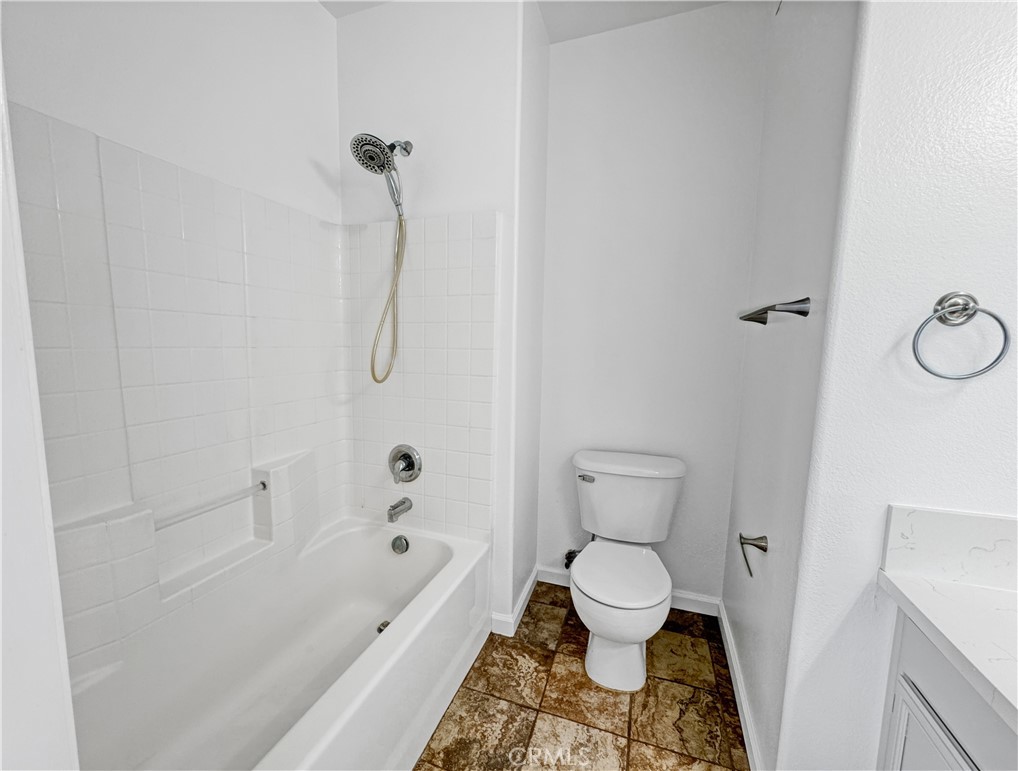 26526 Arboretum 2002 Property Photo 11