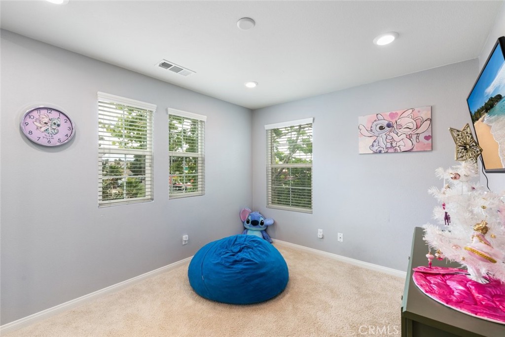 1115 S Magnolia Property Photo 24