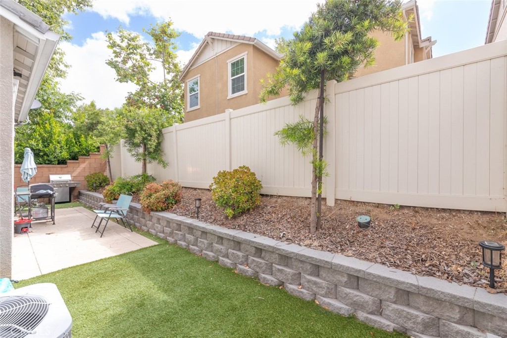 1115 S Magnolia Property Photo 30