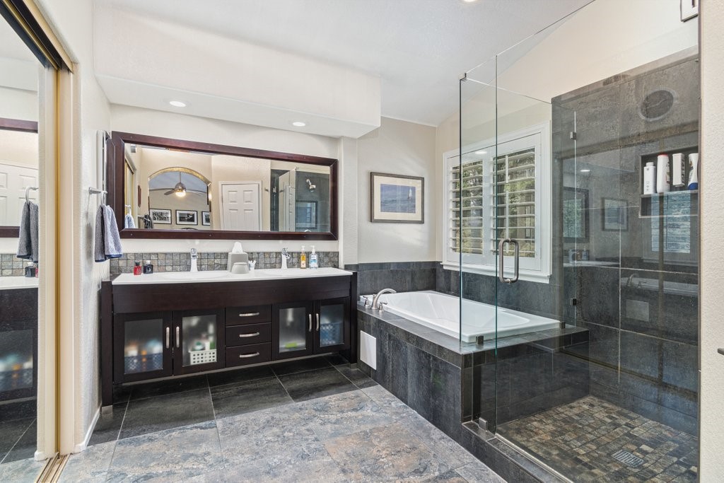 42939 Cala Rosso Property Photo 23